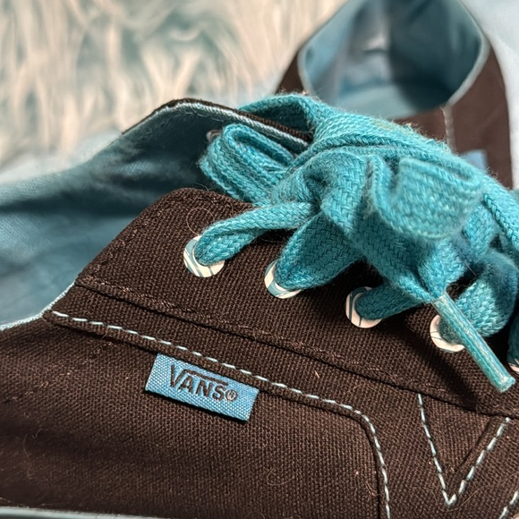 8.5 vans - Picture 4 of 4